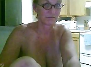 Mature amateur mature MILF on webcam
